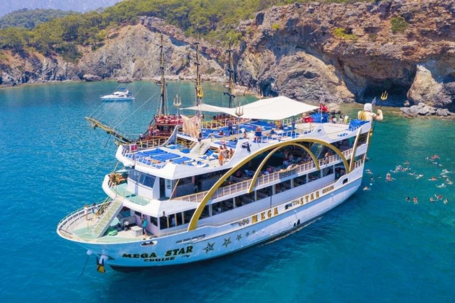 Kemer Megastar Boat Tour