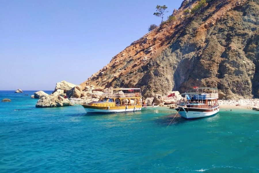 Тур на лодке из Манавгата в Адрасан и Сулуада